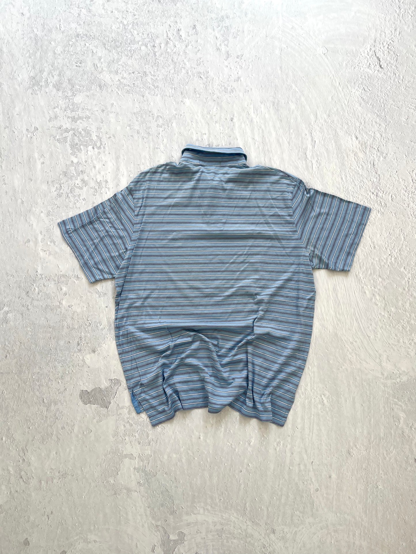 Ralph Lauren Polo (L)